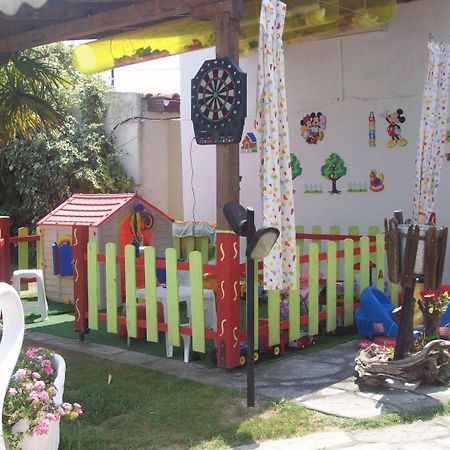 Aquarius Hotel Fourka Dış mekan fotoğraf