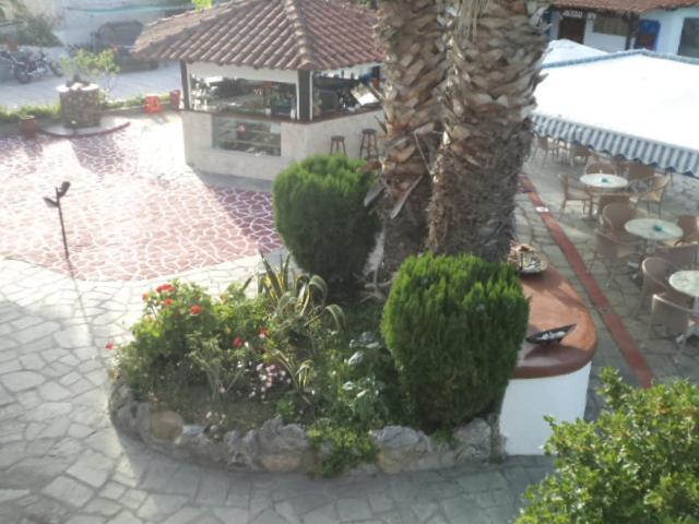 Aquarius Hotel Fourka Dış mekan fotoğraf