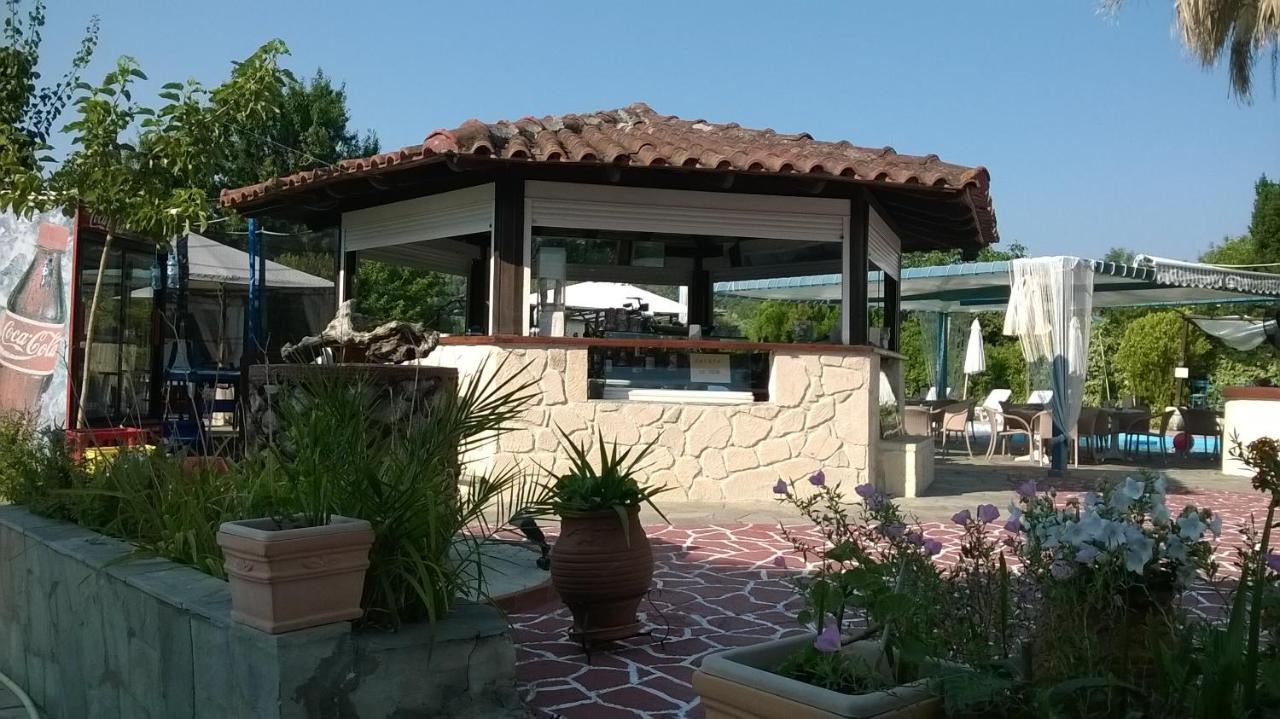 Aquarius Hotel Fourka Dış mekan fotoğraf