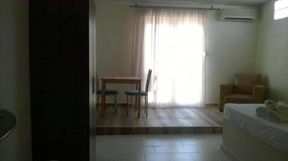 Aquarius Hotel Fourka Dış mekan fotoğraf