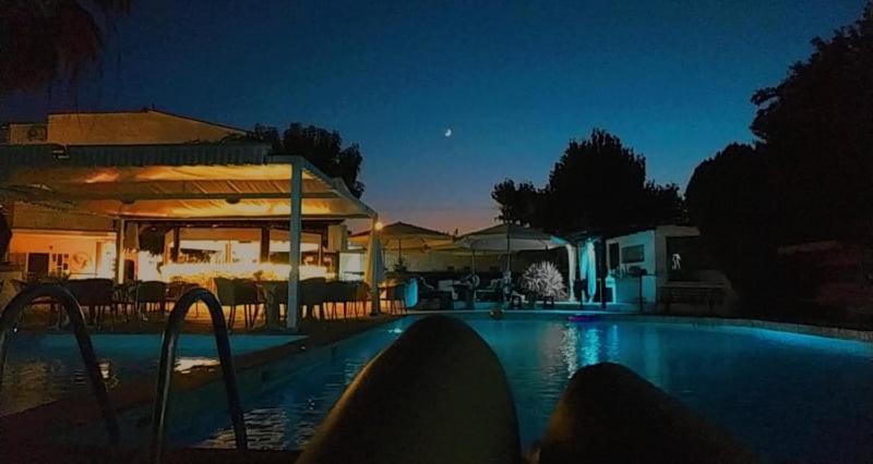 Aquarius Hotel Fourka Dış mekan fotoğraf