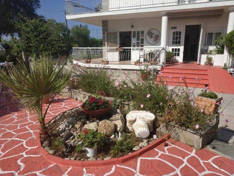 Aquarius Hotel Fourka Dış mekan fotoğraf